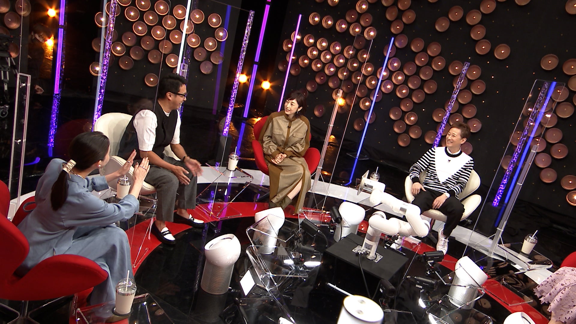 矢作兼、高岡早紀、中居正広 （C）テレビ東京