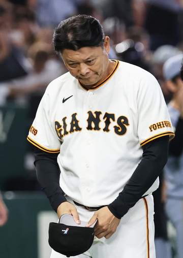 巨人・橋上監督代行 3三振のキャベッジ起用を反省「こちらの判断ミス」打撃内容バッサリ「残念ながら今日の打席を見る限り変わってない」