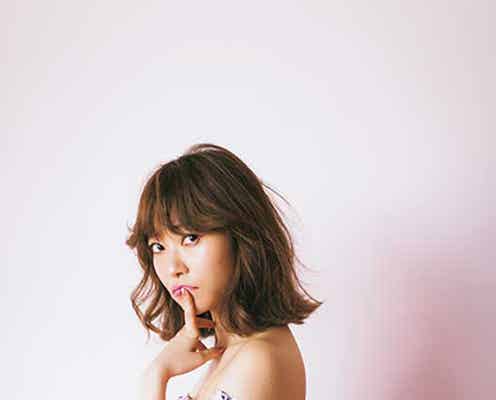 指原莉乃、オフショルビキニで色気たっぷり美ボディ 念願のおしゃれ水着姿を披露