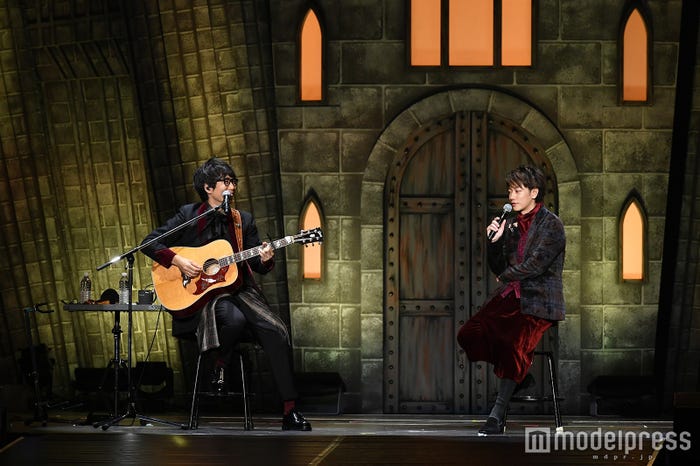 高橋優、佐藤健 (C)モデルプレス