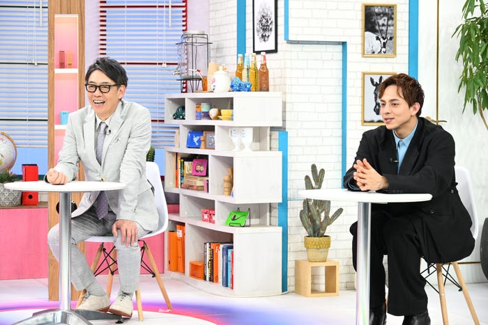 生瀬勝久、満島真之介(C)TBS