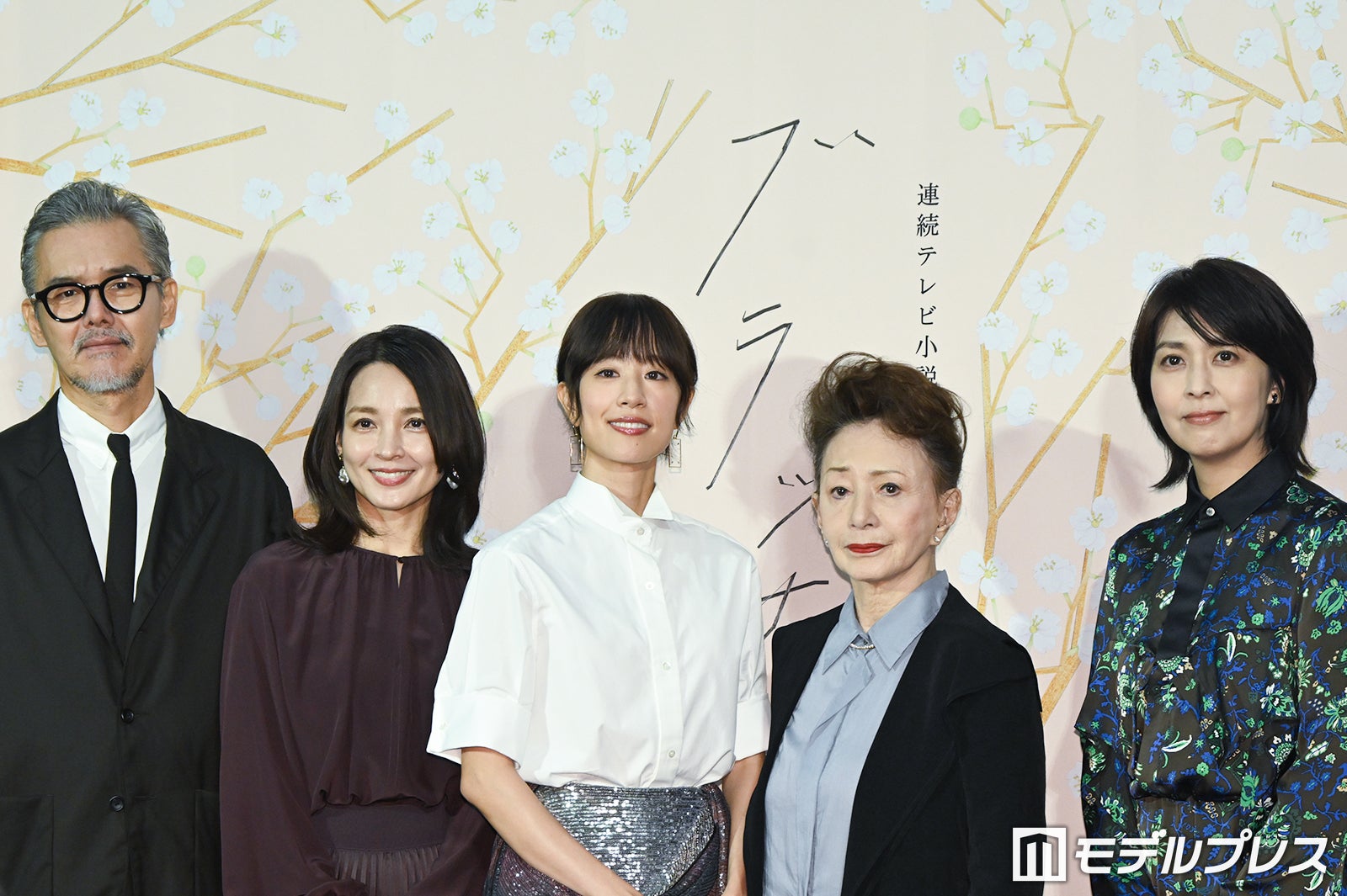 渡部篤郎、国仲涼子、石橋静河、加賀まりこ、松たか子（C）モデルプレス