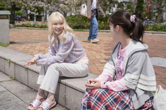 岡本夏美、橋本環奈「おむすび」第5話(C)NHK