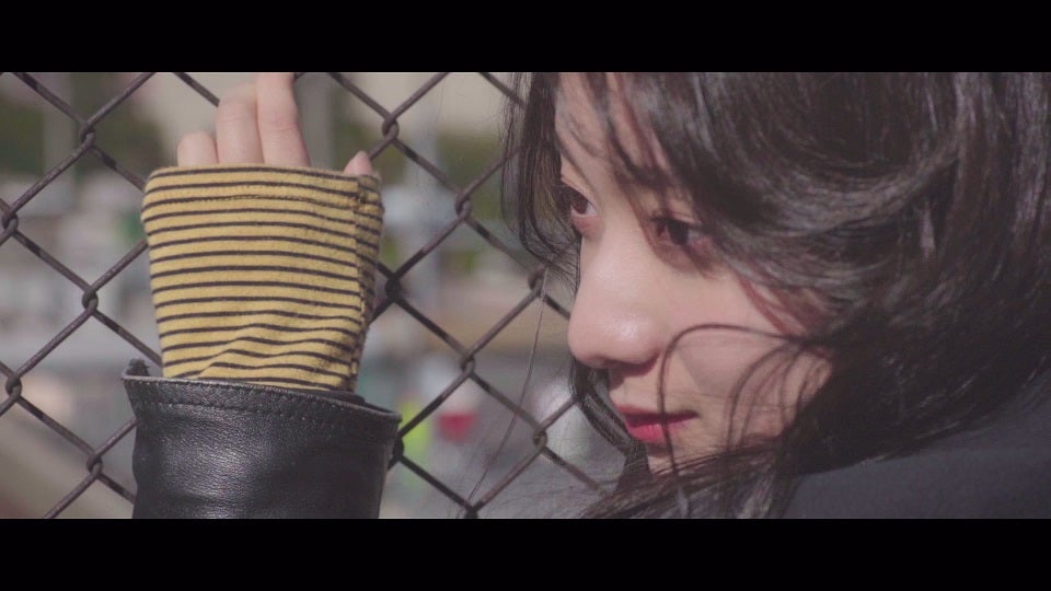 齊藤英里／「RUN FUN RUN」MVより（画像提供：ソニー・ミュージック）