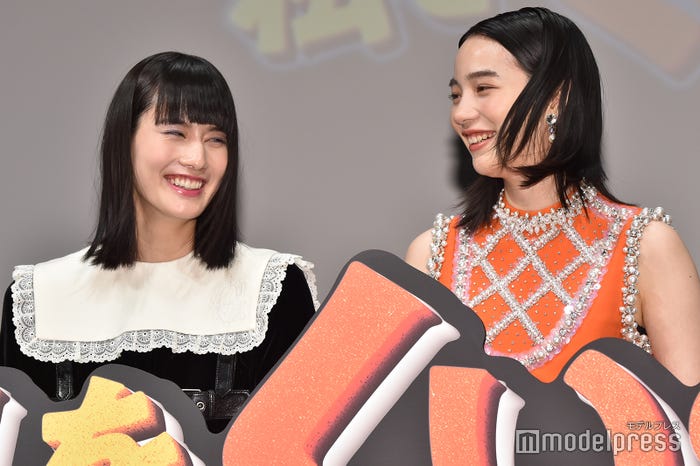 橋本愛、のん (C)モデルプレス