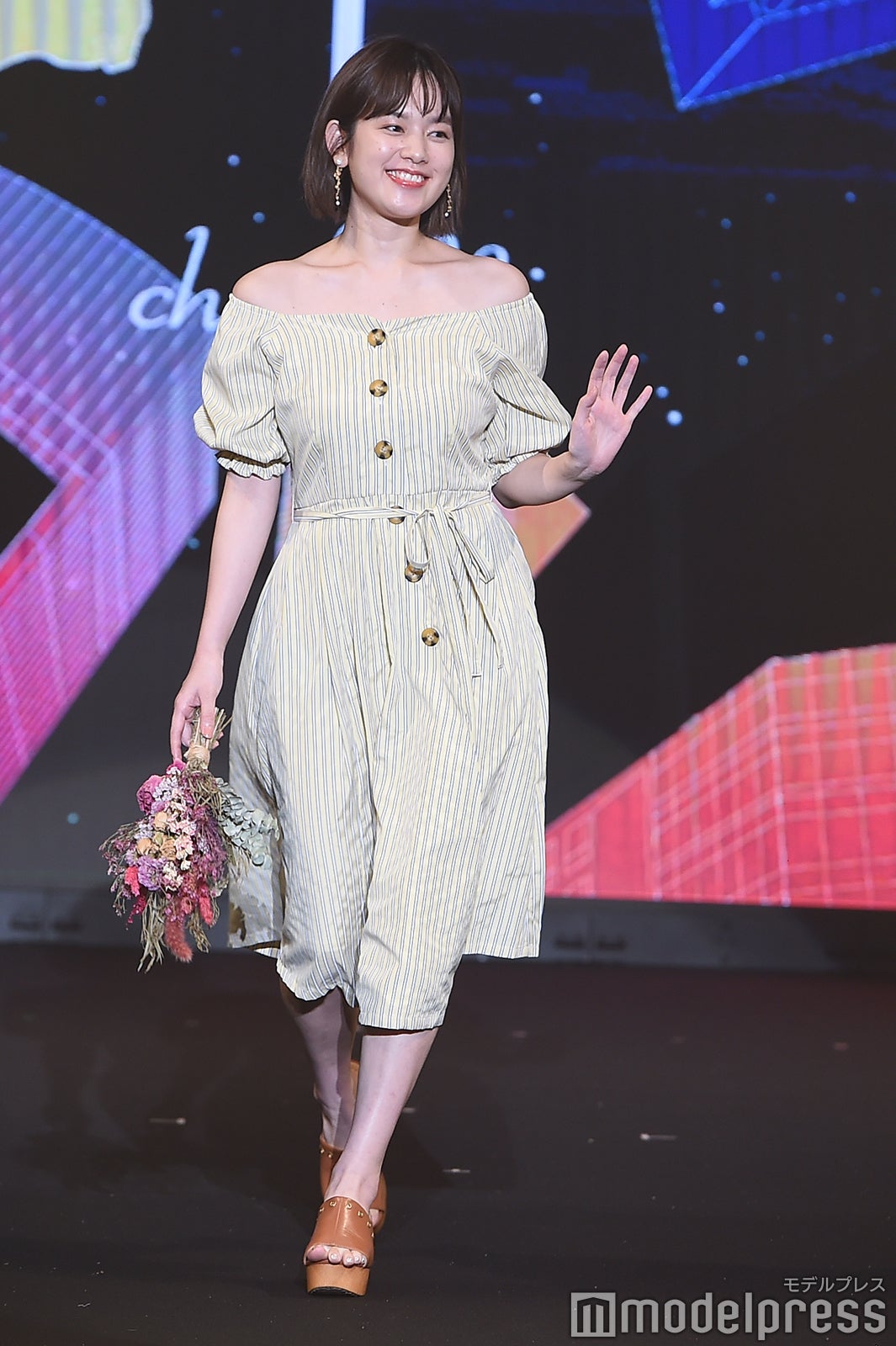 （C）モデルプレス