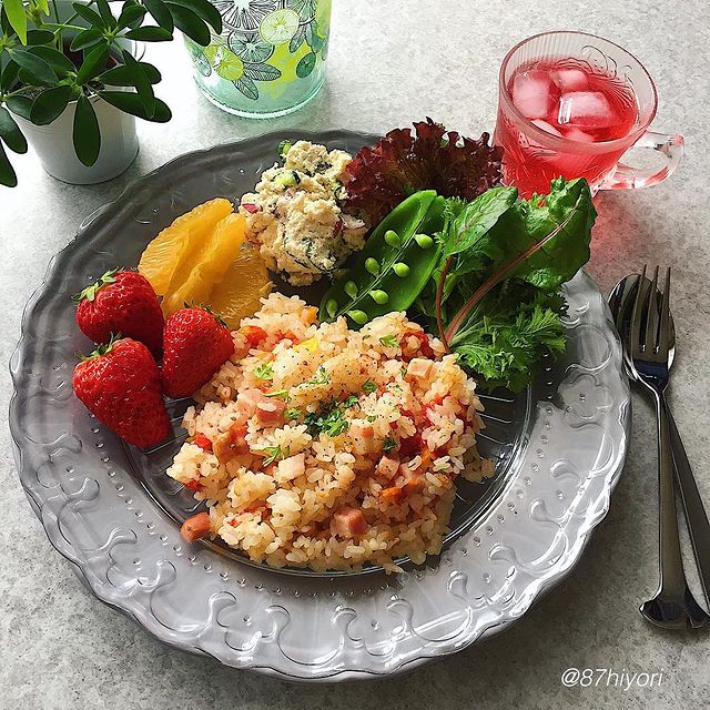 お昼ご飯に食べたい定番レシピ15選 マンネリを脱出するお昼にぴったりなお手軽料理 モデルプレス
