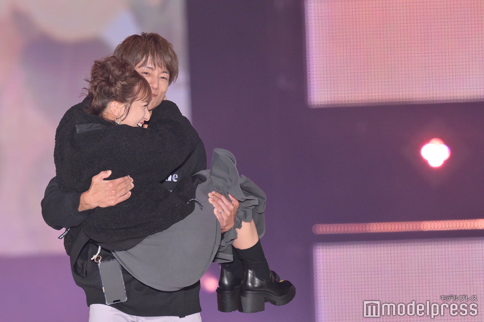 （C）モデルプレス