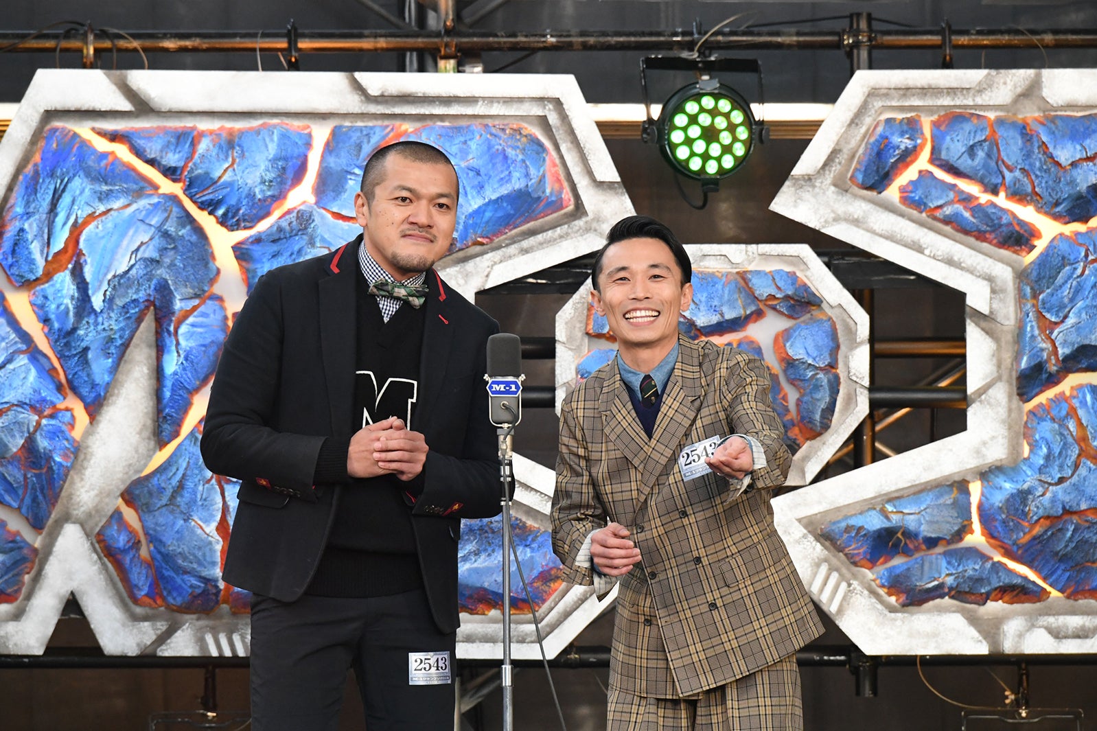 カミナリ（C）M-1グランプリ事務局