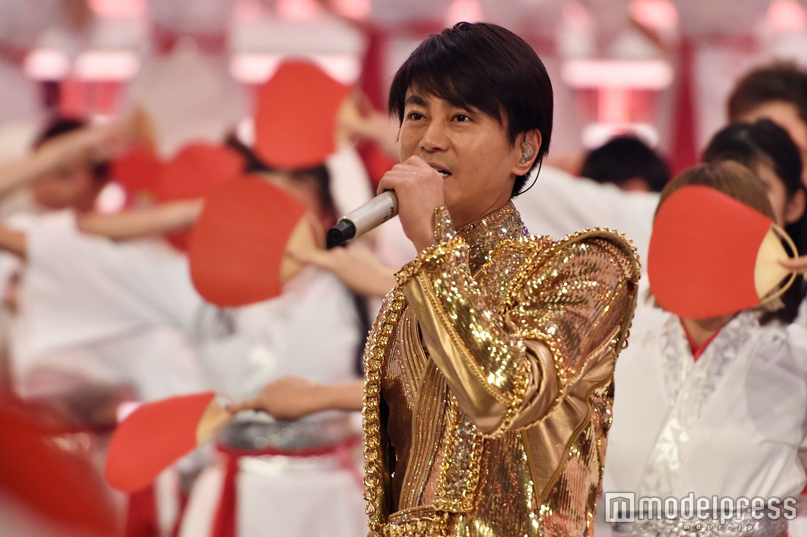 氷川きよし（C）モデルプレス