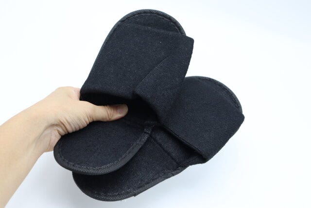 ダイソー　折りたたみスリッパ