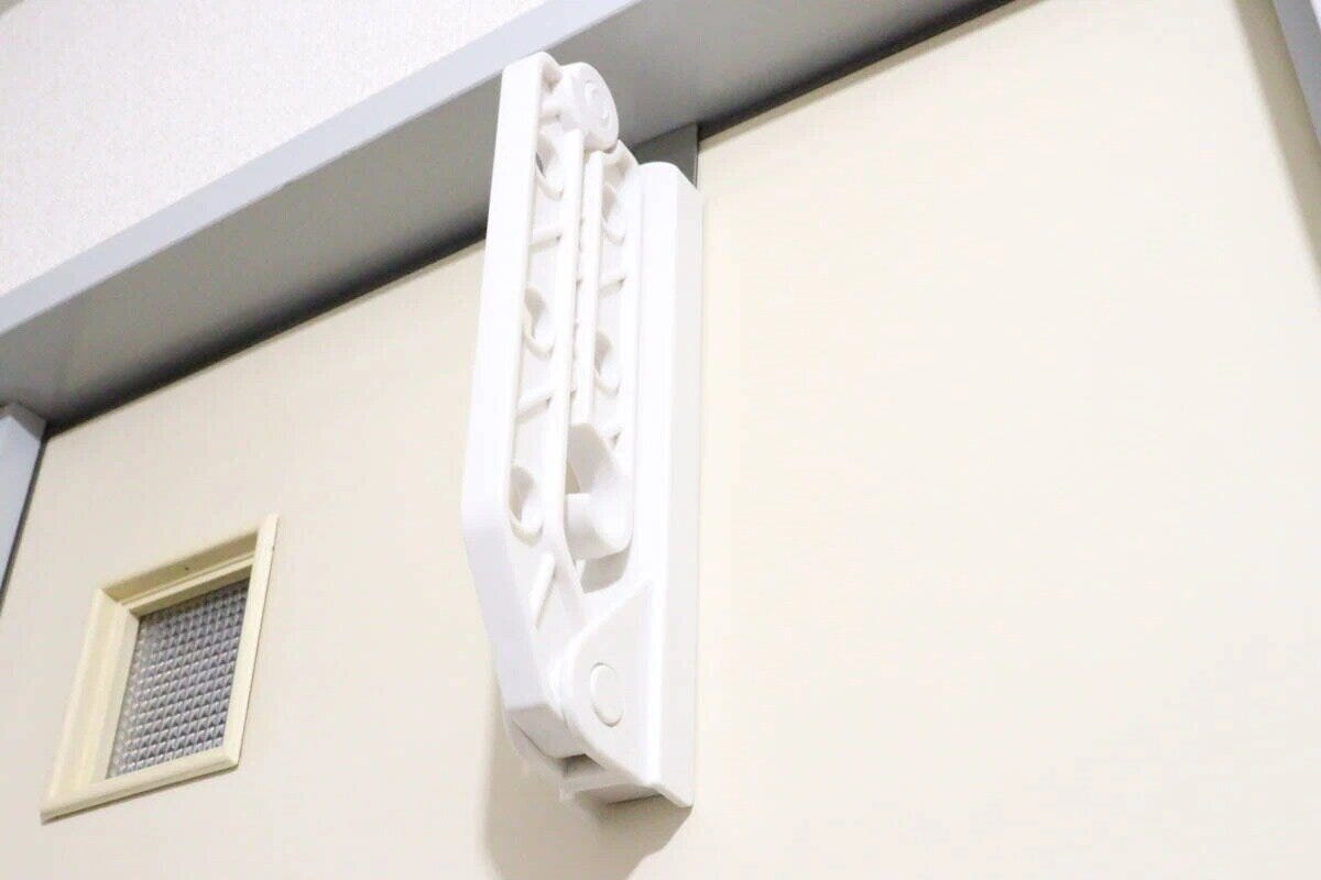 ダイソー　折り畳み式物干しラック