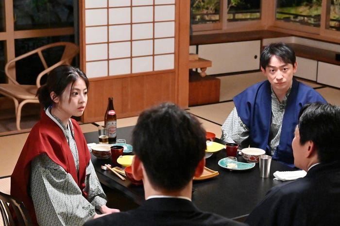 今田美桜、山本耕史「花咲舞が黙ってない」第5話より(C)日本テレビ