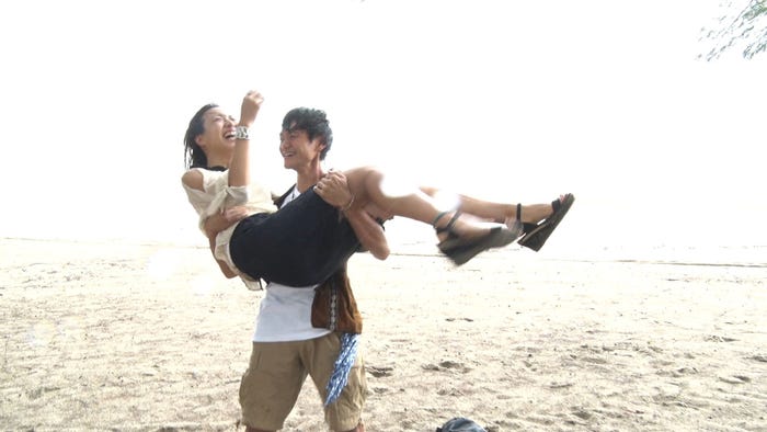 かすが、シャイボーイ/「あいのり:Asian Journey」第21話より(C)フジテレビ