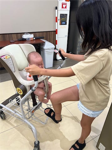 第3子妊娠中の小林礼奈、長女へのお手伝いの頼み方を公開「張り切って手伝ってくれる」