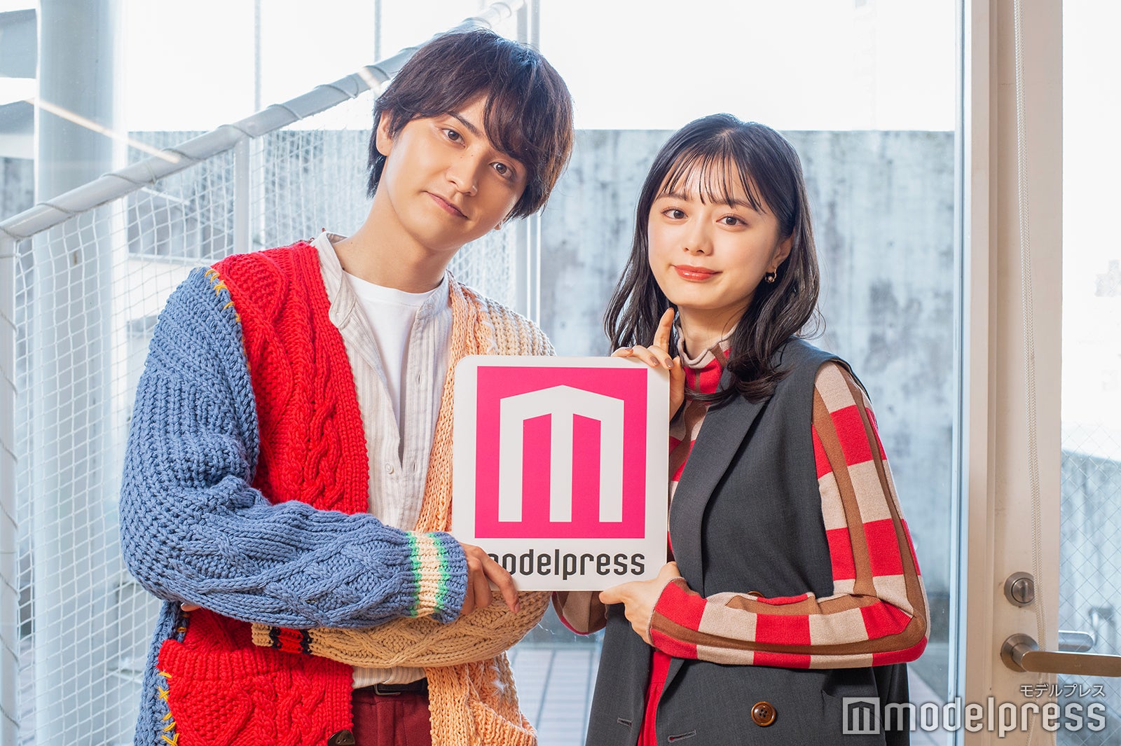 瀬戸利樹、紺野彩夏（C）モデルプレス