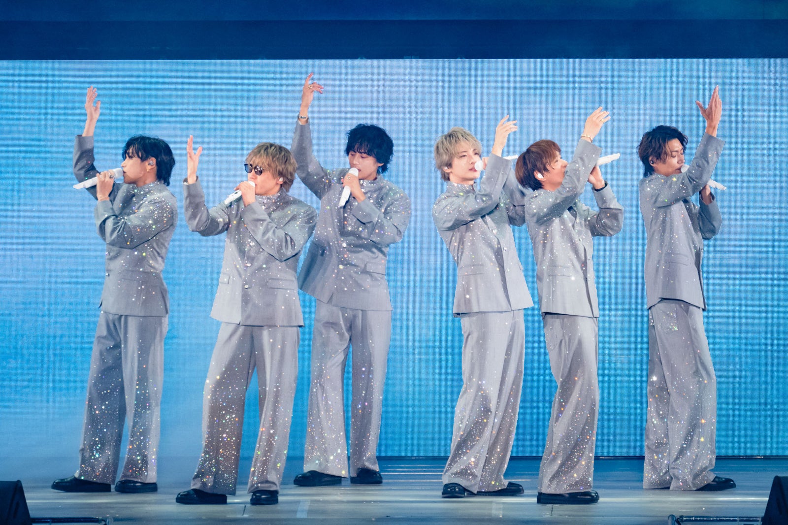 キスマイ、15周年記念日に2大発表 軌跡辿るツアーで初の演出・懐かしエピソードも【「fan IS ・・・・・・」ライブレポート】
