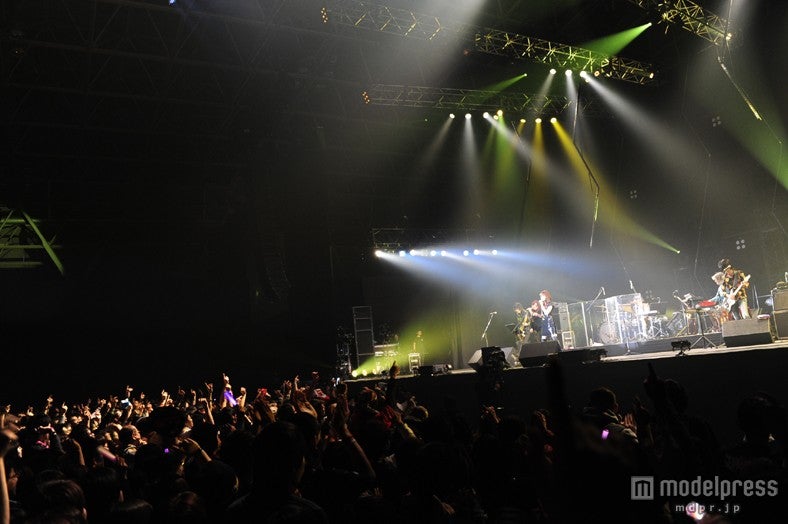 1万2千人が熱狂「COUNTDOWN JAPAN 13／14」