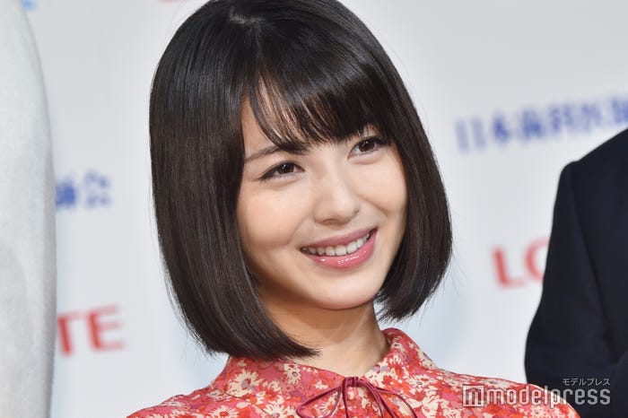 浜辺美波 (C)モデルプレス