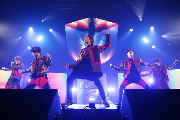 Da Ice 東京公演でaaa與真司郎 末吉秀太がサプライズ登場 アリーナツアーを発表 モデルプレス Da Ice 東京公演でaaa與真司郎 末吉秀太がサプライズ登場 アリーナツアーを発表 モデルプレス