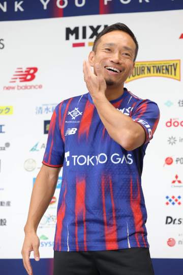 長友佑都、現役続行を発表 FC東京で初V目指し再契約「気合い入れていきます！」