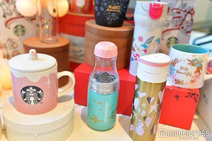 (C)モデルプレス