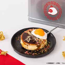 【右京】お好み焼き風ケーキ 税込1,690円(C)高橋留美子・小学館/「らんま1/2」製作委員会