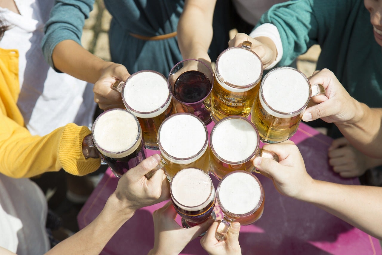 地ビールで乾杯／画像提供：ハウステンボス