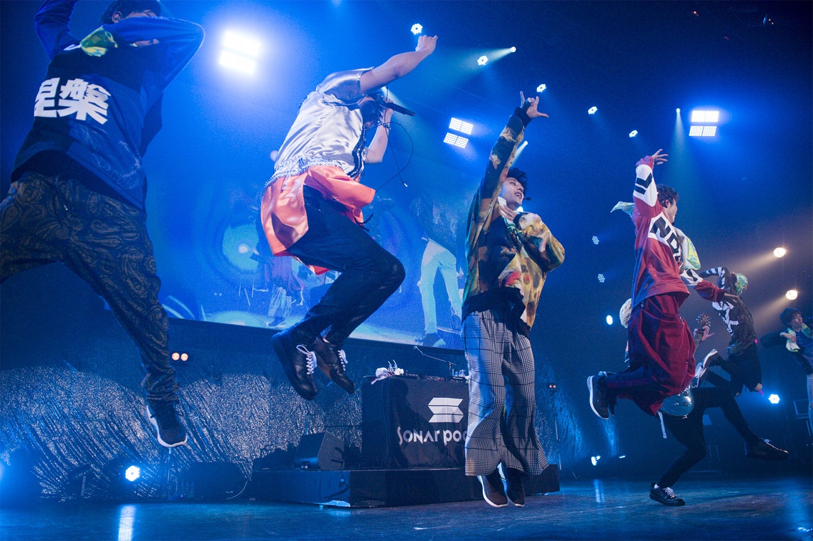 超特急とSonar Pocket（写真提供：SDR）