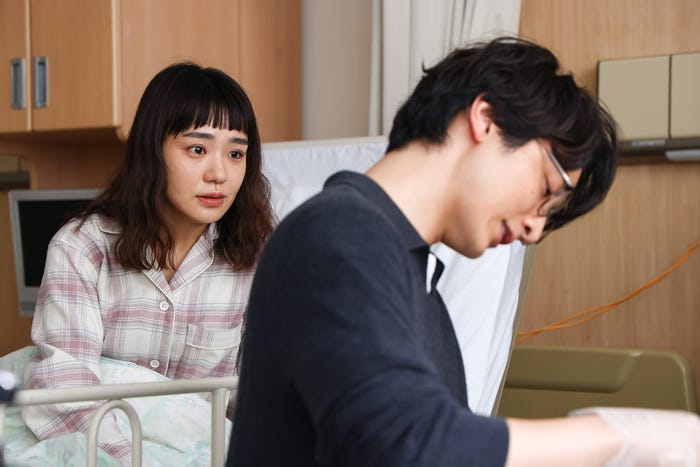 奈緒、小関裕太「あのクズを殴ってやりたいんだ」第9話(C)TBS