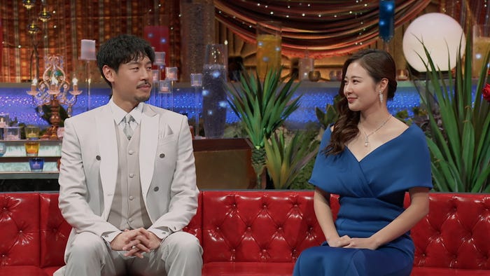 長谷川惠一、西山真央「バチェラー・ジャパン」シーズン5エピソード10(C)2023 Warner Bros. International Television Production Limited