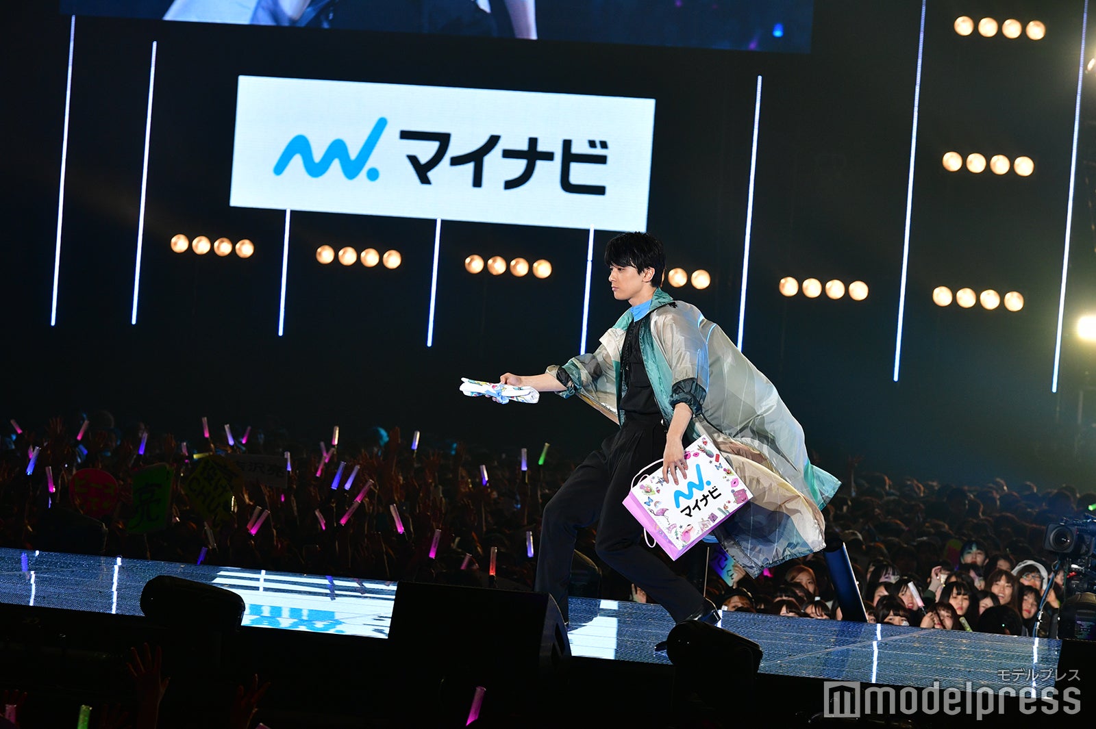 吉沢亮（C）モデルプレス