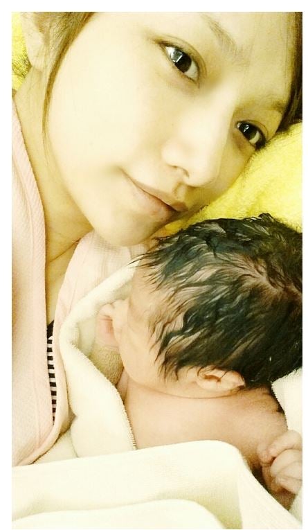 後藤真希 第一子となる女の子を出産 赤ちゃんとの写真も公開 モデルプレス 後藤真希 第一子となる女の子を出産 赤ちゃんとの写真も公開 モデルプレス