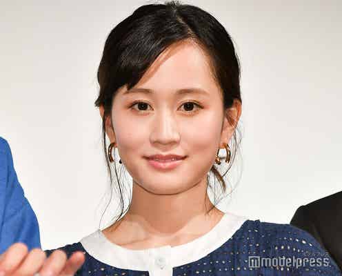 靭帯負傷の前田敦子、イベント登壇で元気な姿 回復明かす<旅のおわり世界のはじまり>
