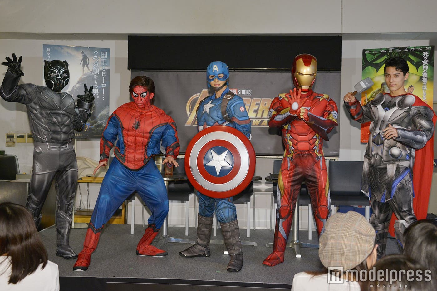 アベンジャーズのヒーローに扮して登場 (C)モデルプレス