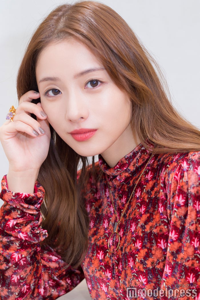 石原さとみの 人生で最も大切なもの 心が強くなった 年と来年への願い 人生最高の贈りもの インタビュー モデルプレス 石原さとみの 人生で最も大切なもの 心が強くなった 年と来年への願い 人生最高の贈りもの インタビュー モデルプレス
