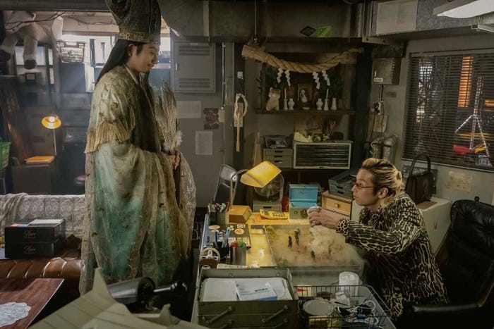 向井理、森山未來「パリピ孔明」第1話より(C)フジテレビ