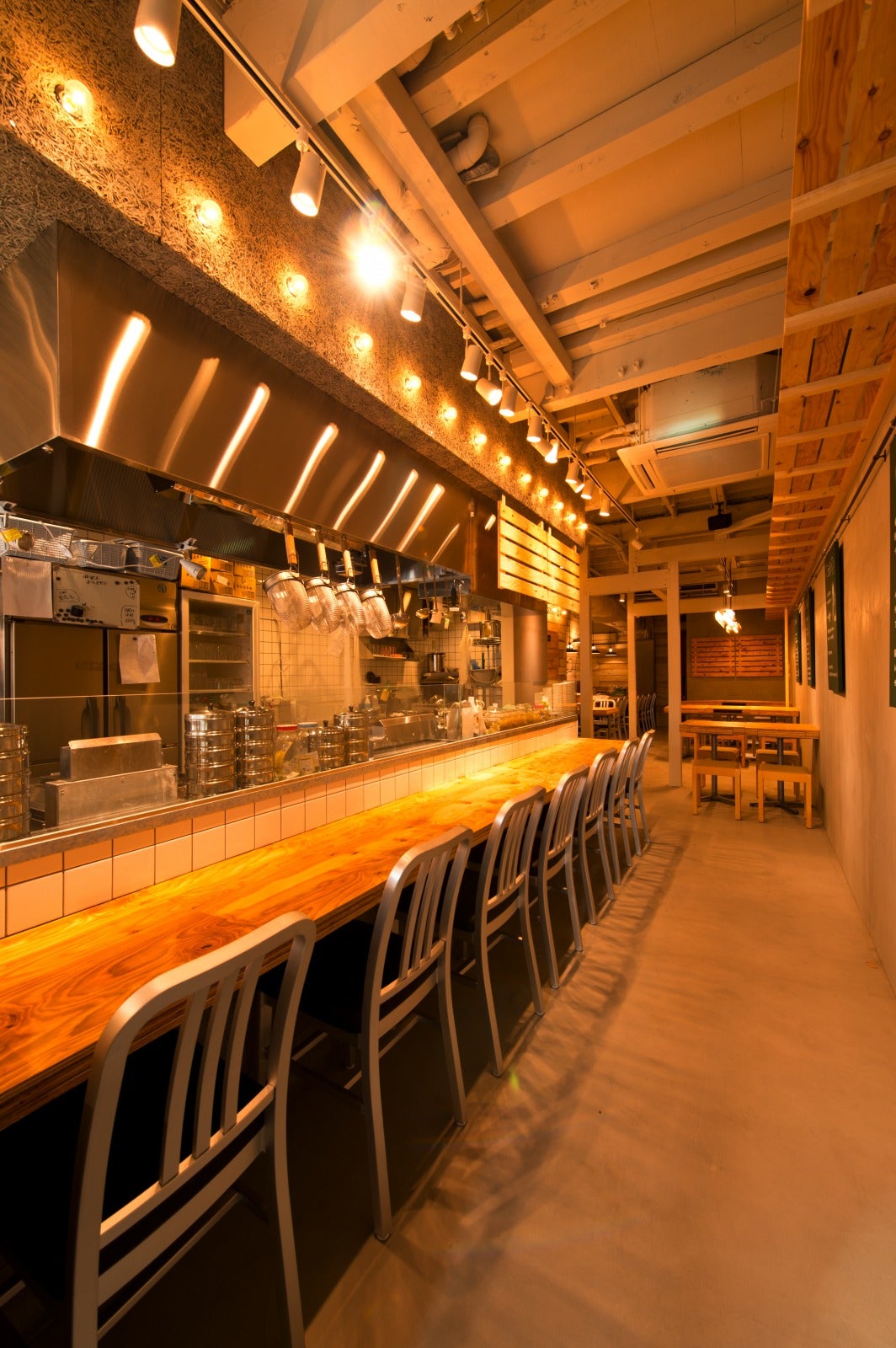 日本餃子センター／画像提供：パートナーズダイニング