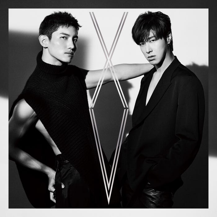 東方神起FULL ALBUM「XV」(2019年10月16日発売)GIFT盤:ジャケットB