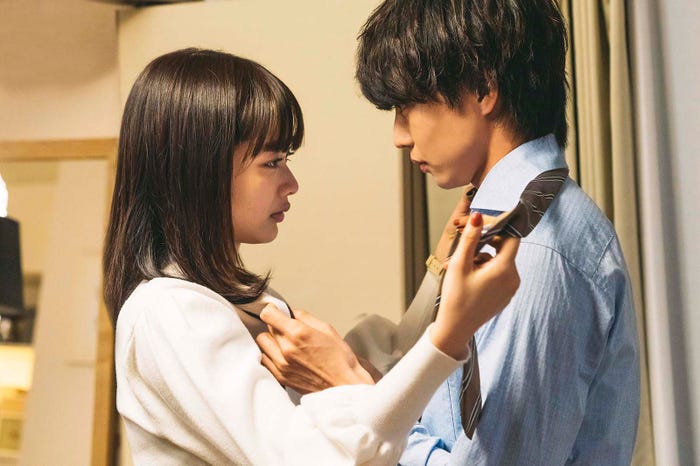 佐藤大樹、見上愛/「liar」第3話より(C)MBS/TBS