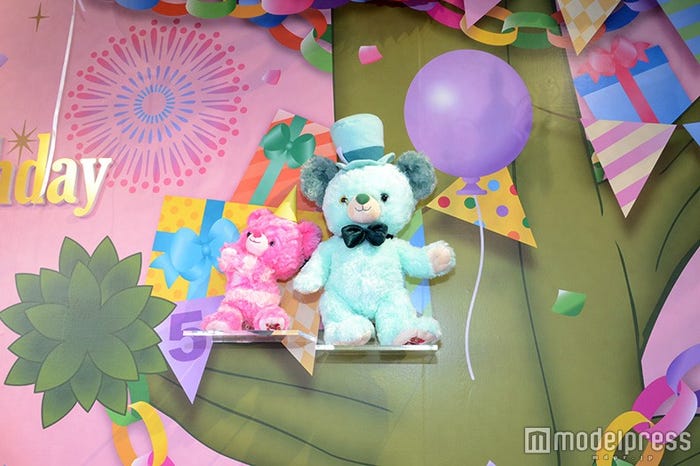 4周年記念商品のスフレとミントティー(C)モデルプレス/(C)Disney