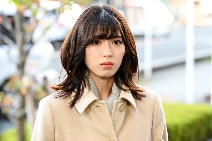 白石聖/「シロでもクロでもない世界で、パンダは笑う。」第1話より(C)日本テレビ