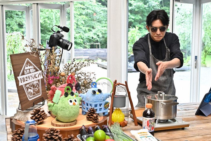 津田健次郎「西園寺さんは家事をしない」第9話より(C)TBS