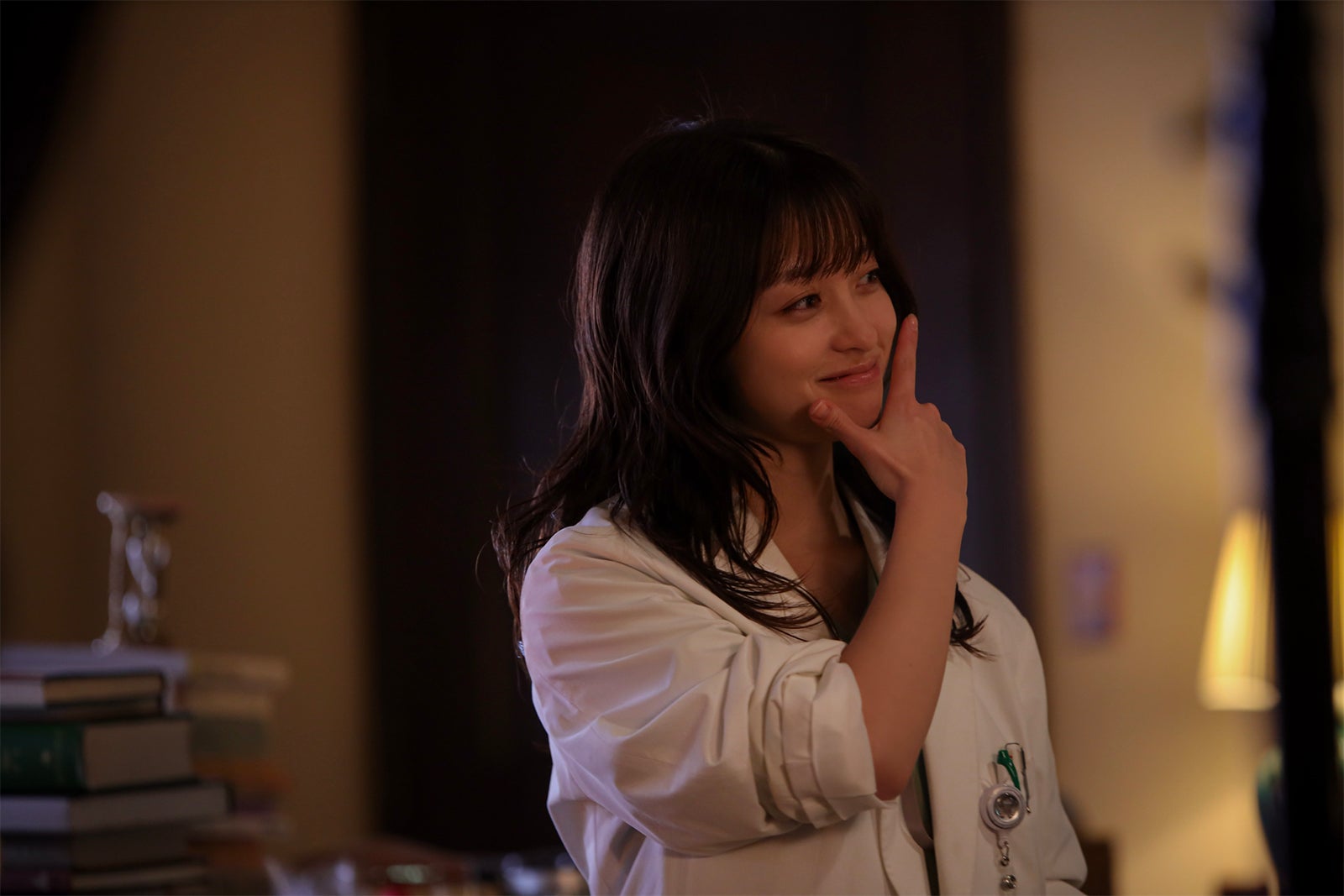 橋本環奈「天久鷹央の推理カルテ」第6話（C）テレビ朝日