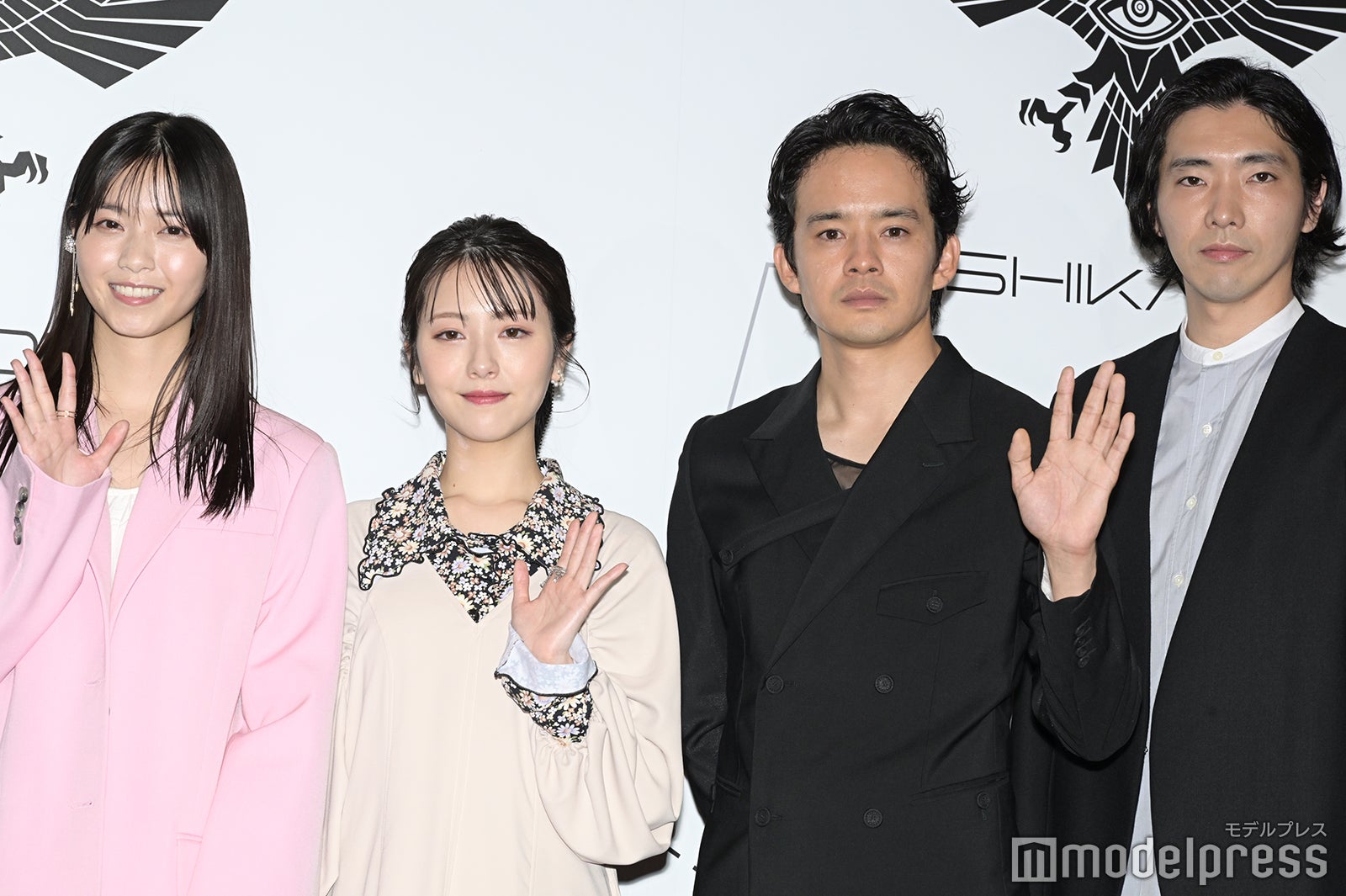 西野七瀬、浜辺美波、池松壮亮、柄本佑 （C）モデルプレス