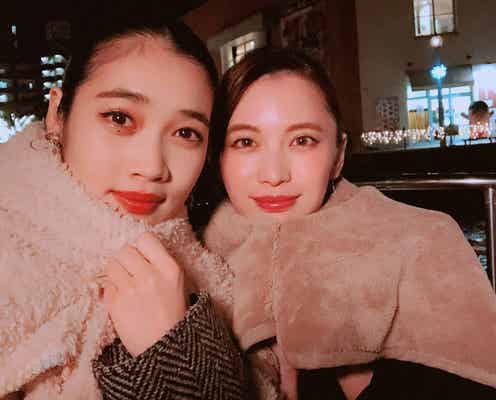 宮田聡子&林田岬優、洞窟探検に「楽しい!」北九州旅で美人2ショット公開