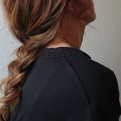 毛量多めさんにおすすめ 簡単にできてスッキリ見える 大人可愛いヘアアレンジ3選 モデルプレス 毛量多めさんにおすすめ 簡単にできてスッキリ見える 大人可愛いヘアアレンジ3選 モデルプレス