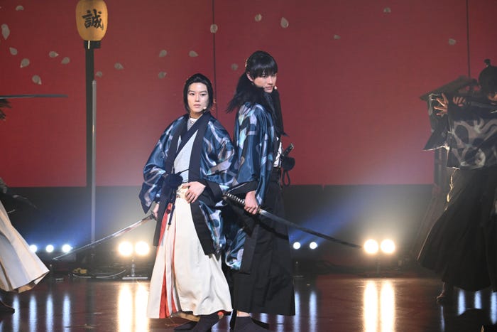 奥智哉、前田拳太郎(提供写真)