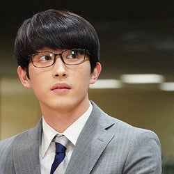 杉野遥亮演じる井手、バイトテロの様子が映った動画をネット投稿してしまい炎上!?『ハケンの品格』