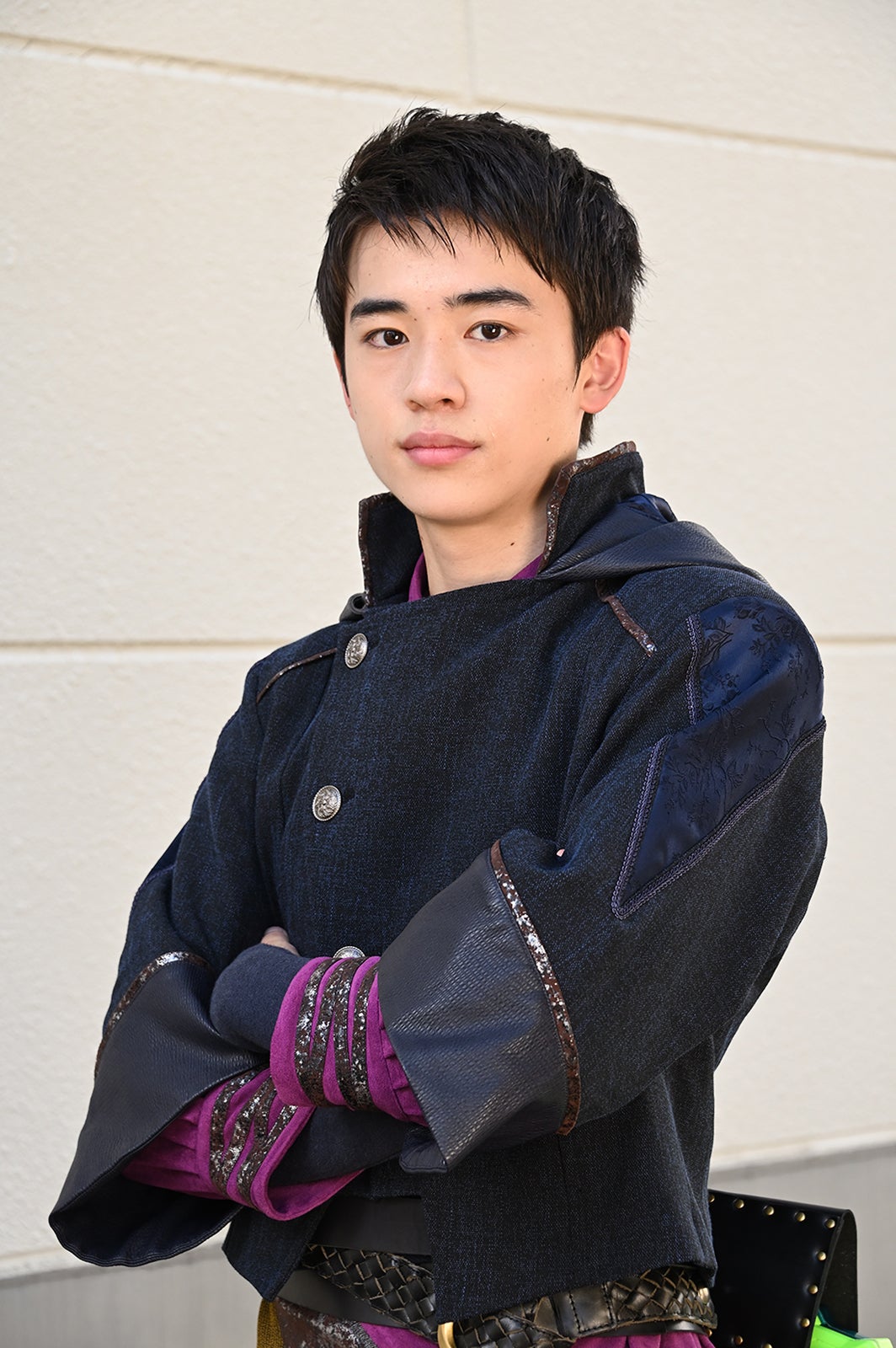 仮面ライダーセイバー で俳優デビュー ジュノンボーイ出身の富樫慧士が気になる 注目の人物 モデルプレス